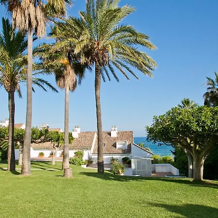Holiday Home Clarisa Estepona Exterior photo
